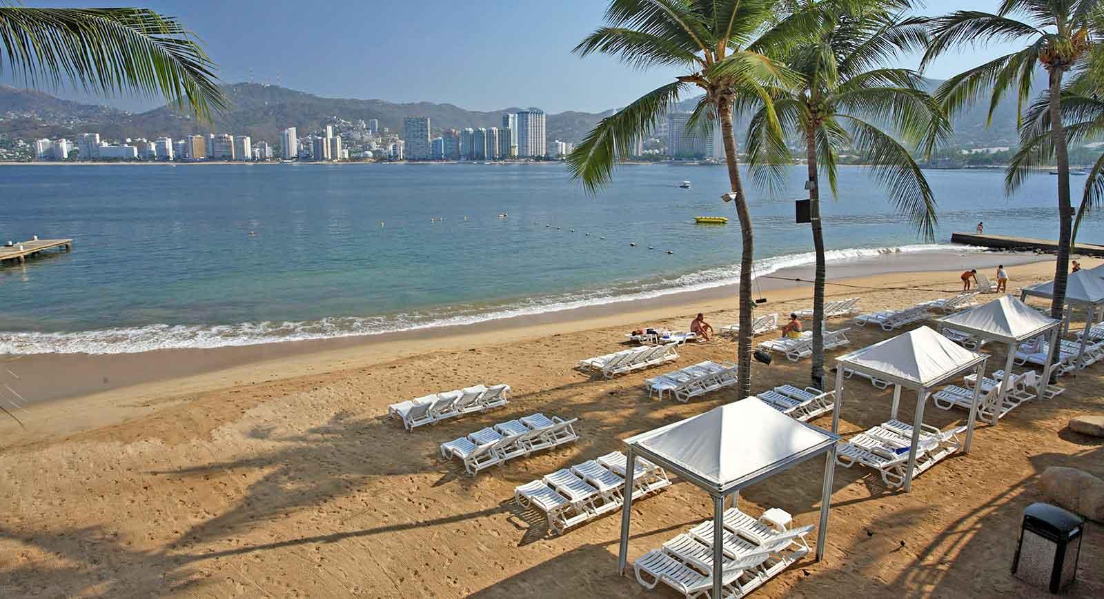 Ritz Acapulco All Inclusive Екстер'єр фото View of the beach