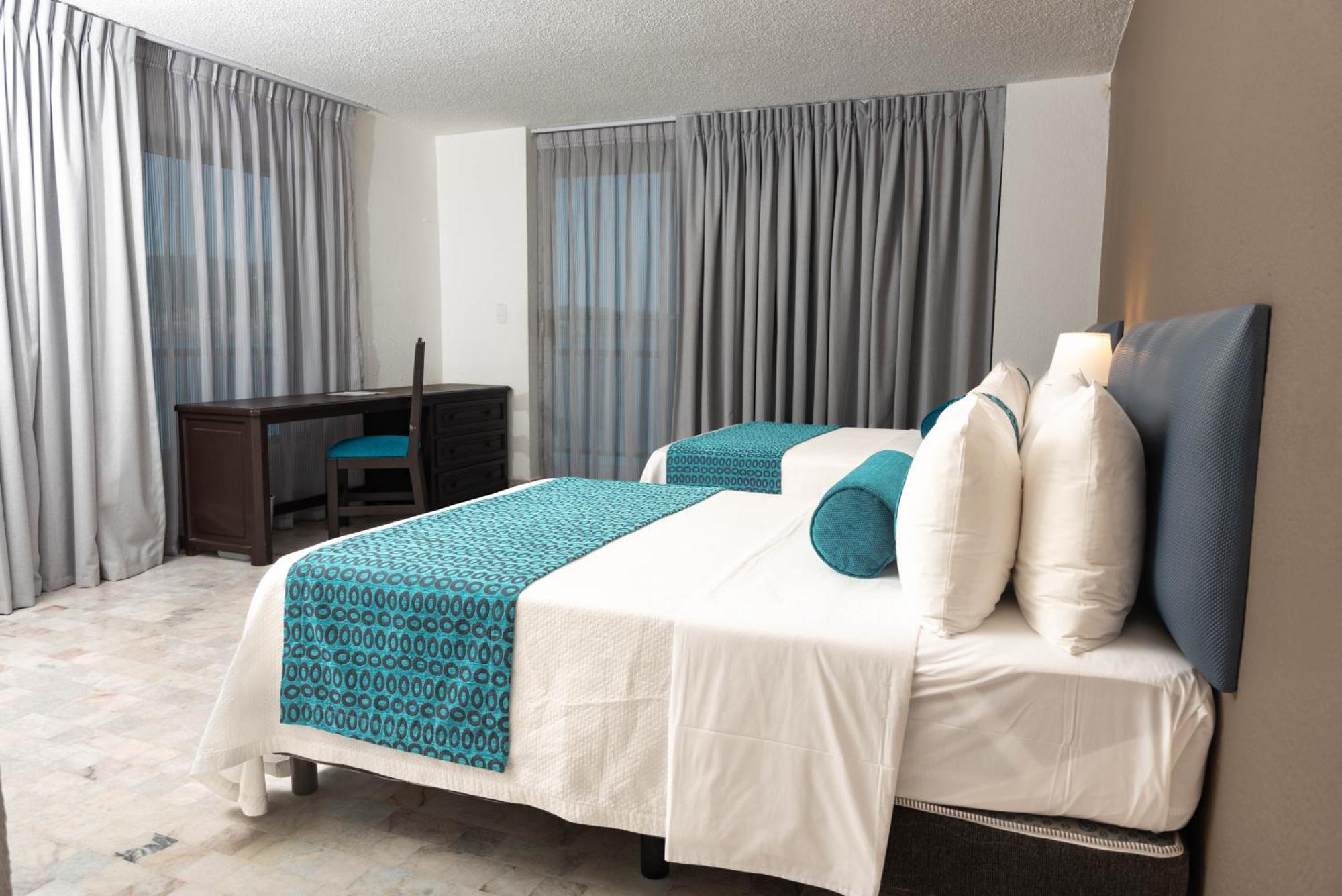 Ritz Acapulco All Inclusive Екстер'єр фото A bedroom at the hotel