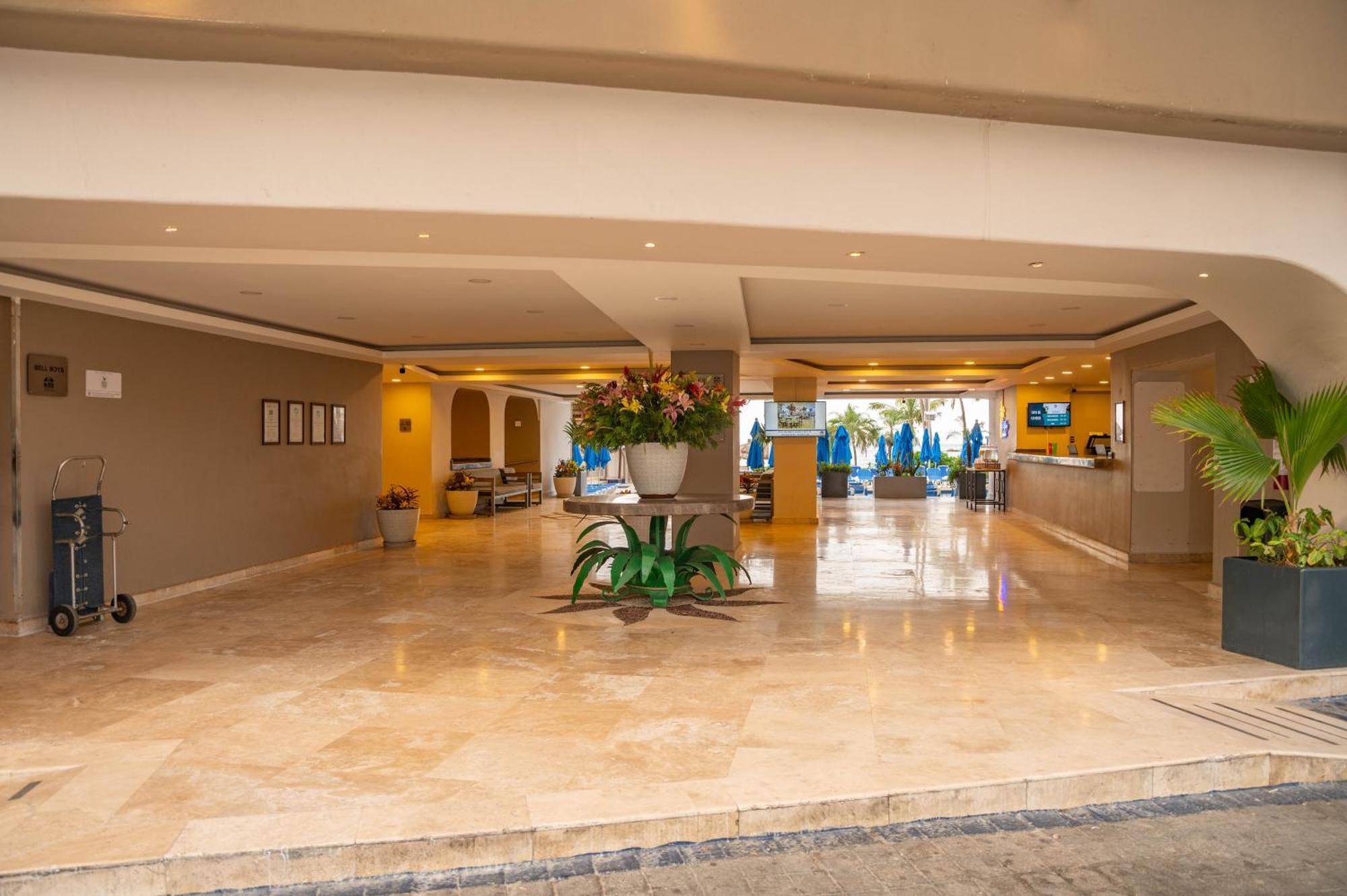Ritz Acapulco All Inclusive Екстер'єр фото Lobby