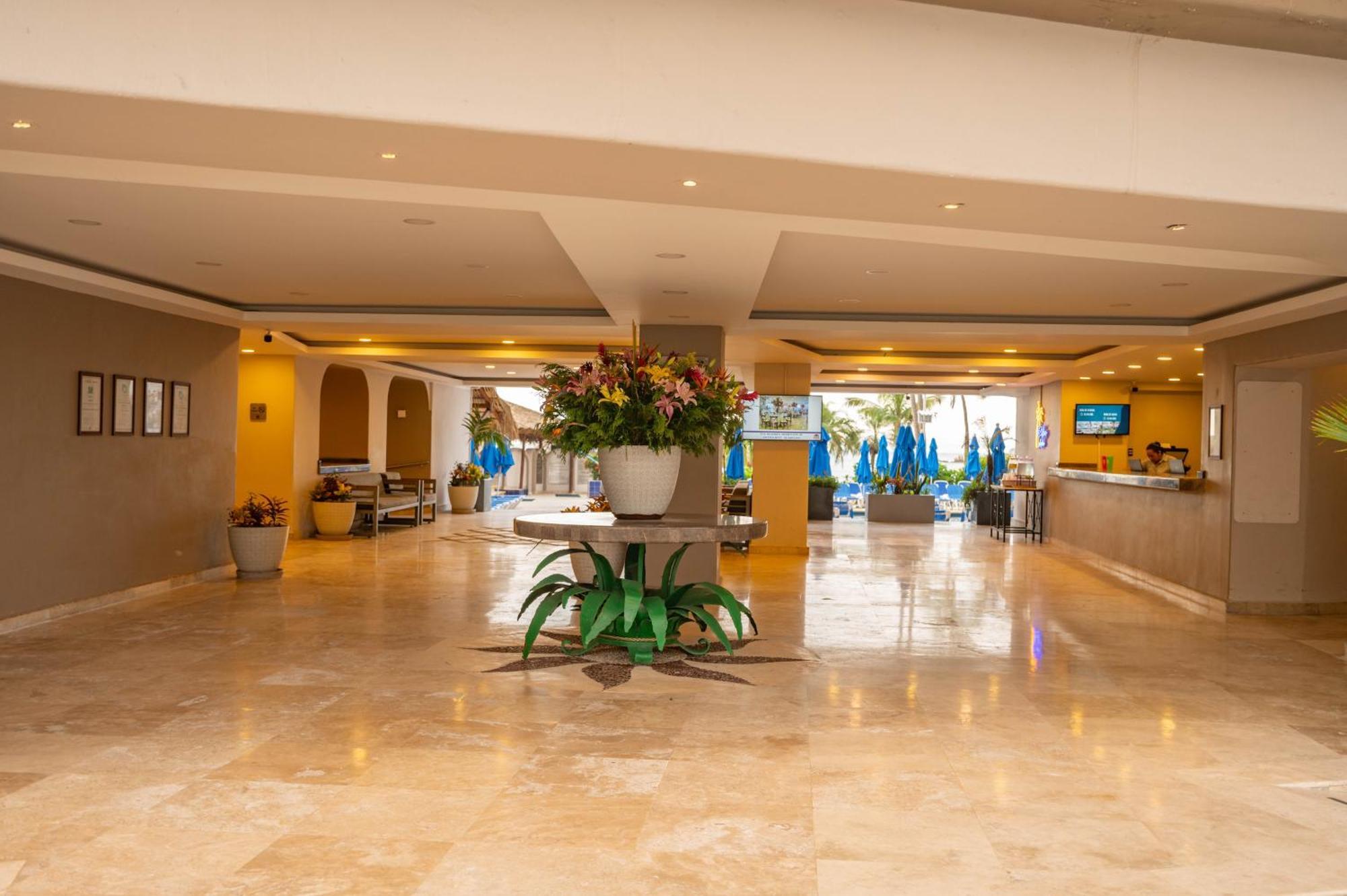 Ritz Acapulco All Inclusive Екстер'єр фото Lobby