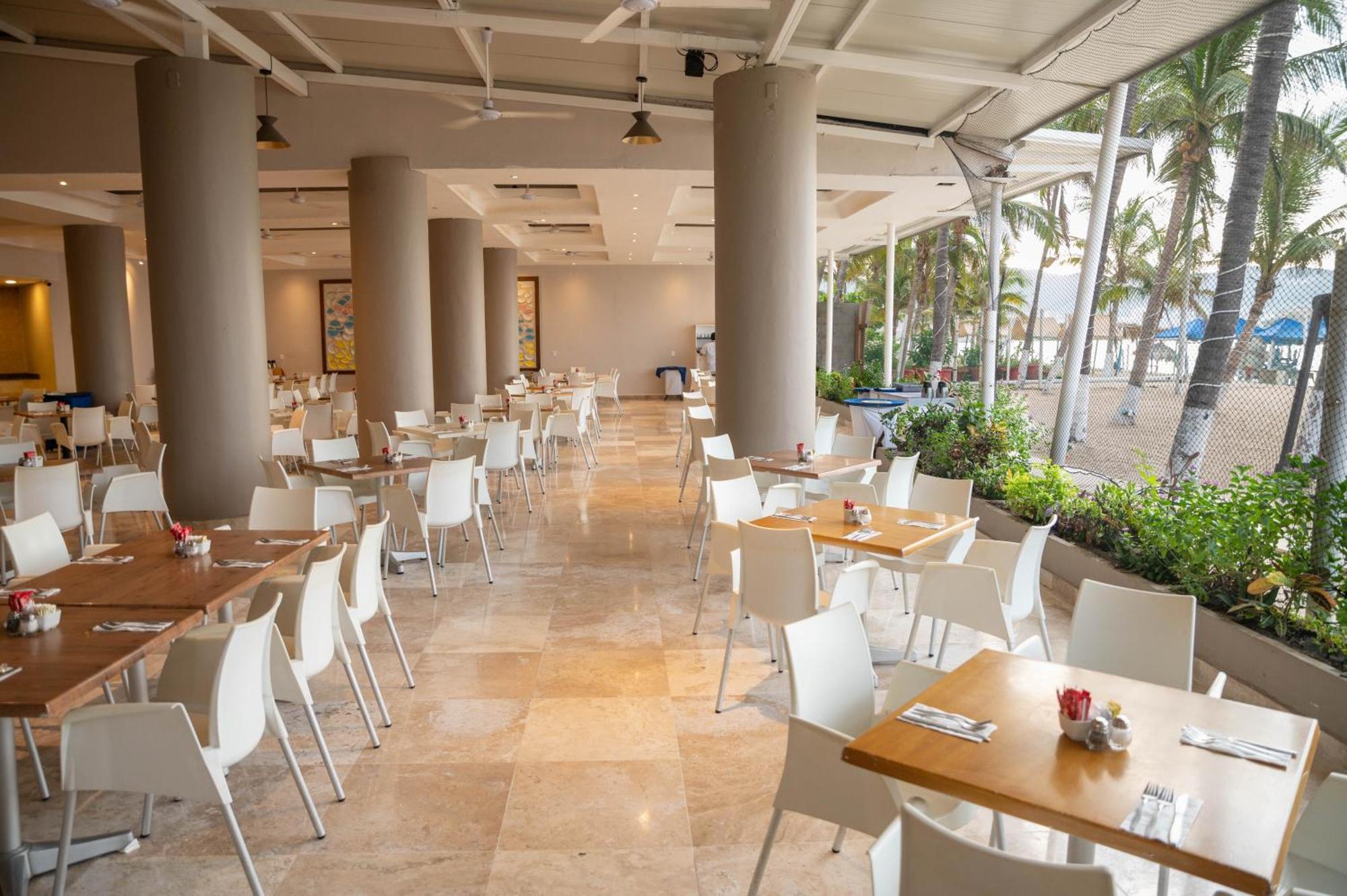 Ritz Acapulco All Inclusive Екстер'єр фото The Beach Club