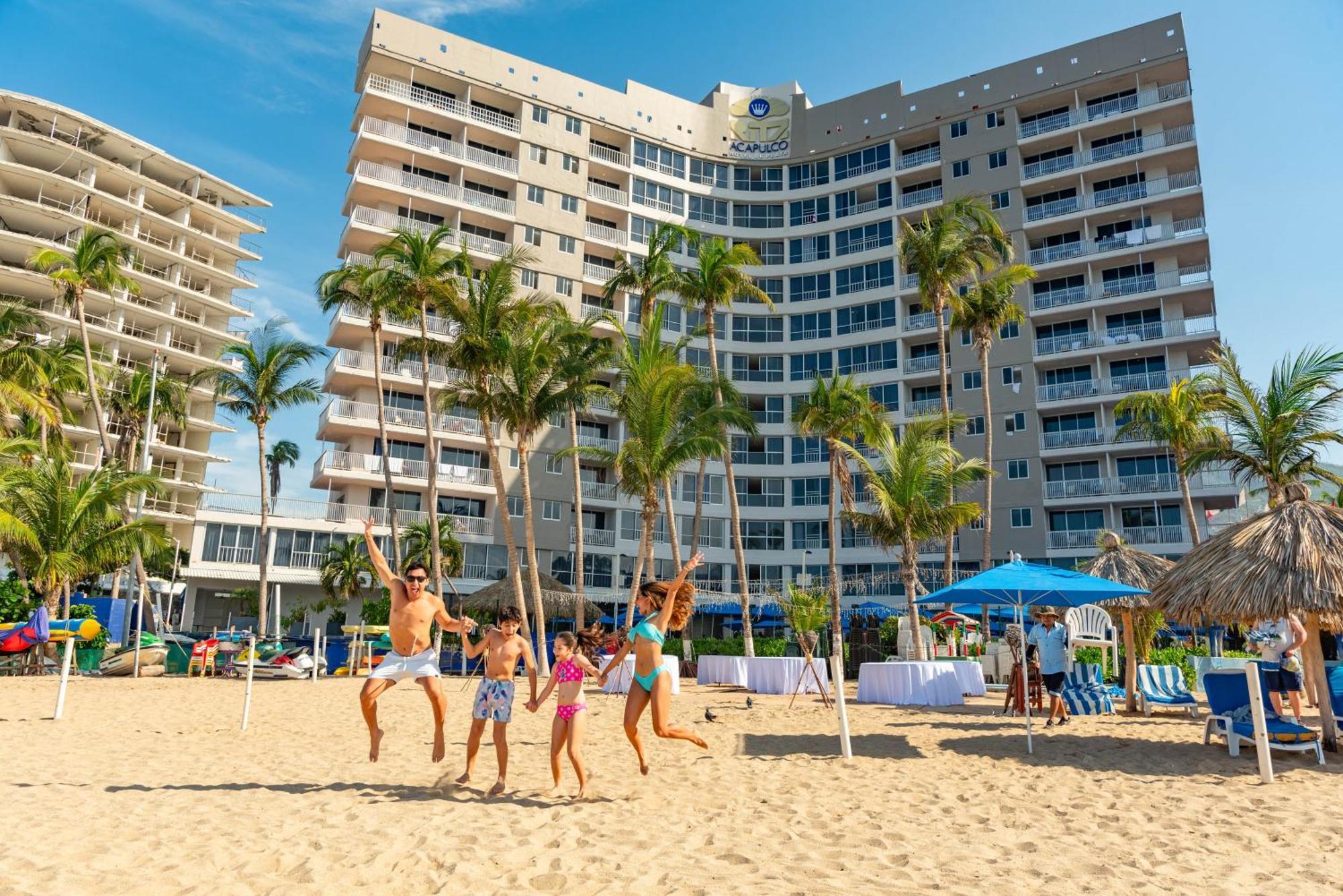 Ritz Acapulco All Inclusive Екстер'єр фото The beach at the Hilton San Diego Bayfront